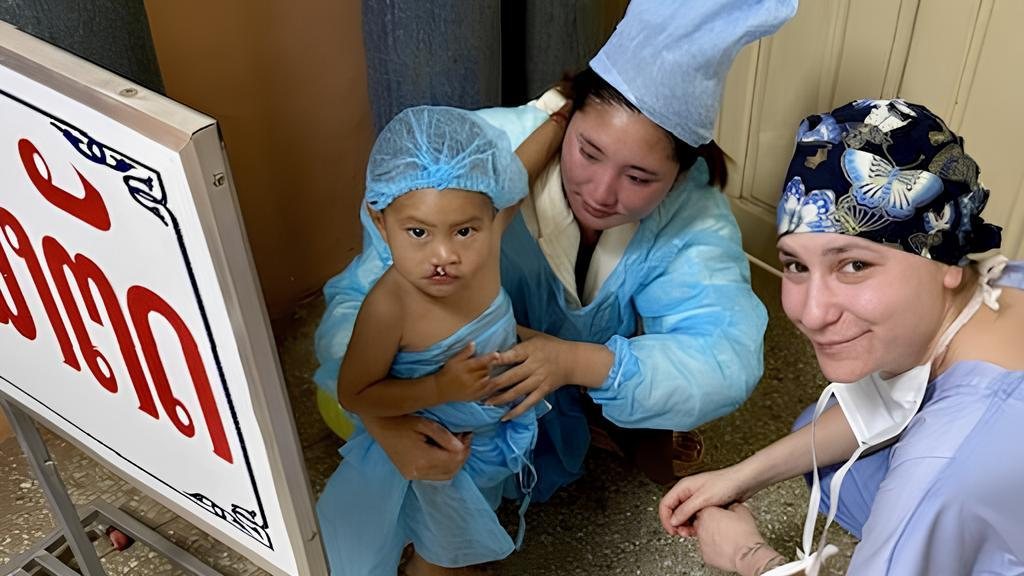 Au Laos, des sourires retrouvés grâce à la mission « Les Enfants du Noma