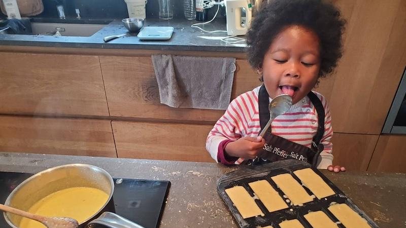 ASHIRA, 4 ans, opérée du coeur à Marseille remercie tous ses donateurs